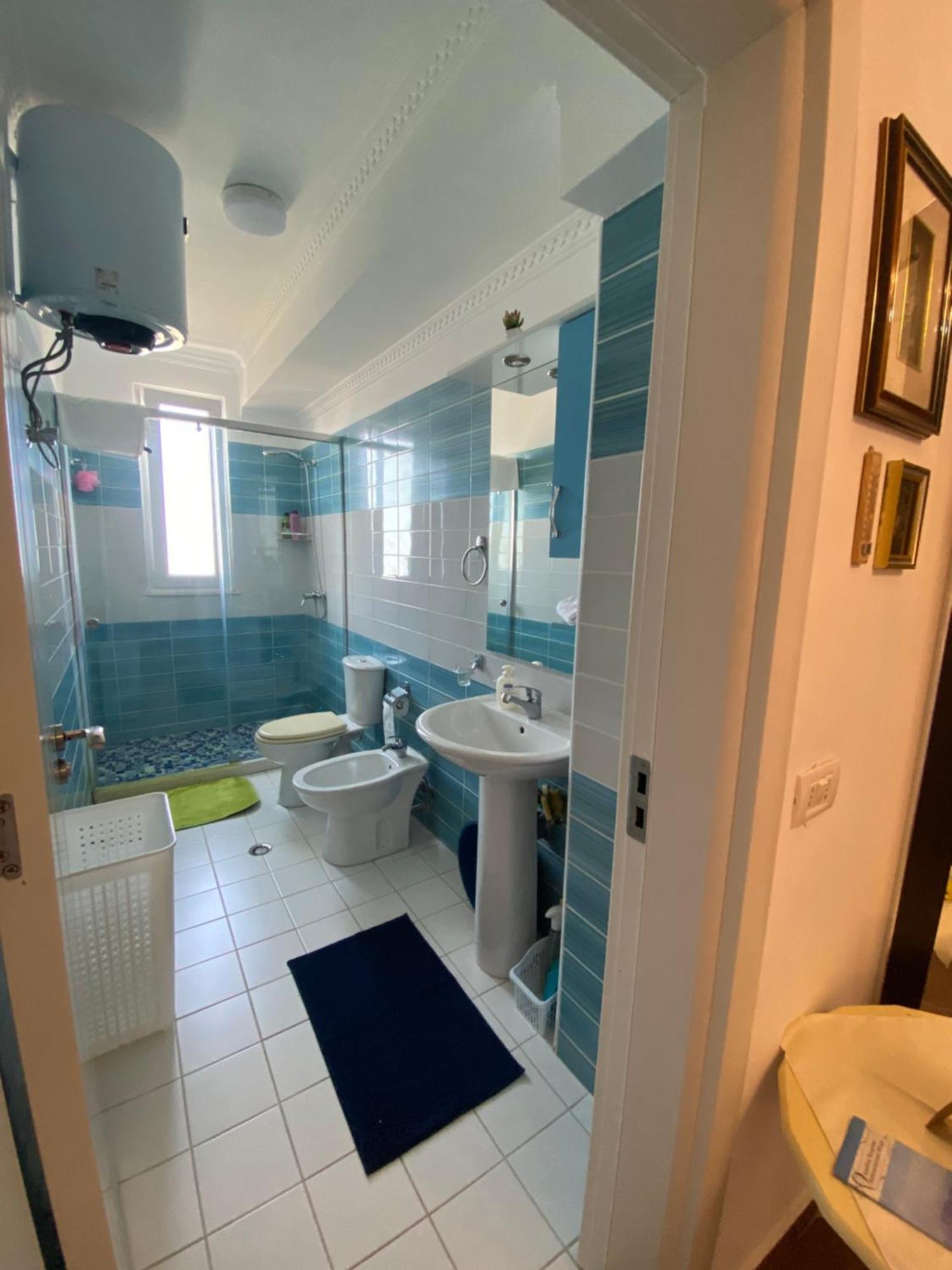 Albi Apartmet Beachfront In * Shëngjin