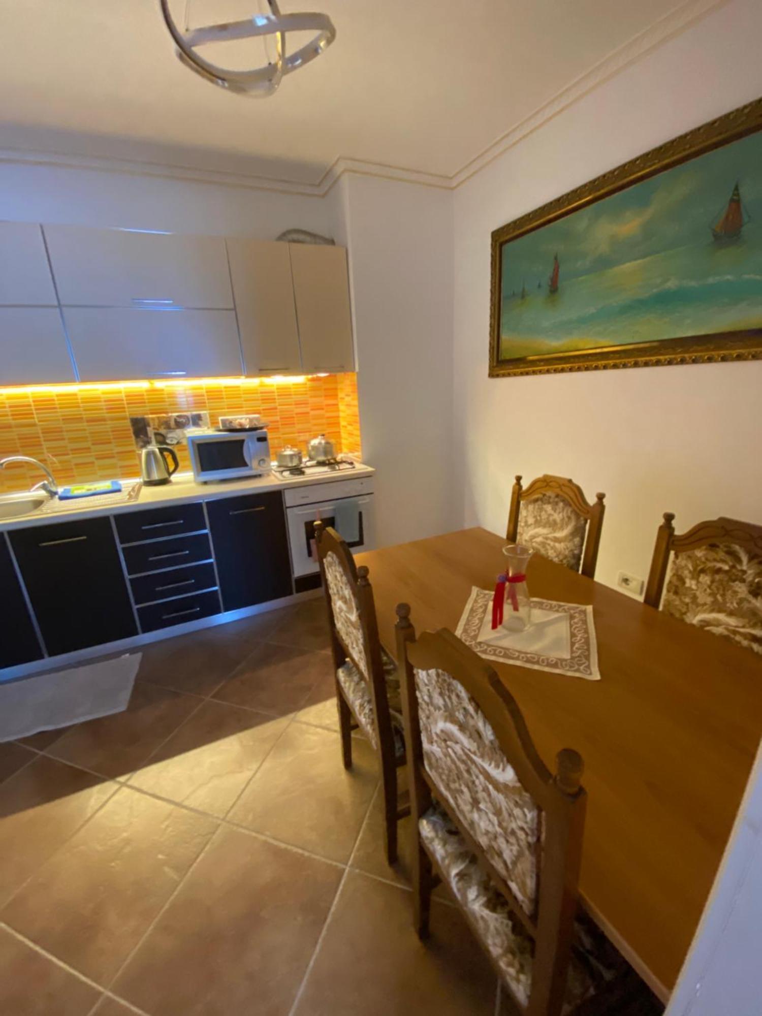 Apartament Albi Apartmet Beachfront In Shëngjin